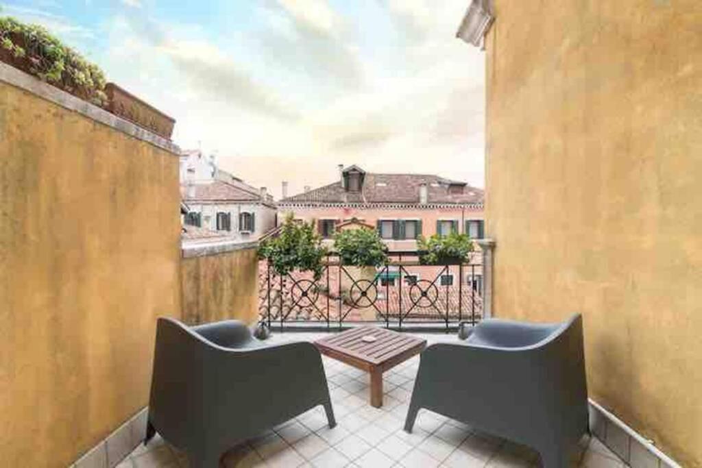 Ca' Pesaro Rooftop Terrace Apartment. Wenecja Zewnętrze zdjęcie